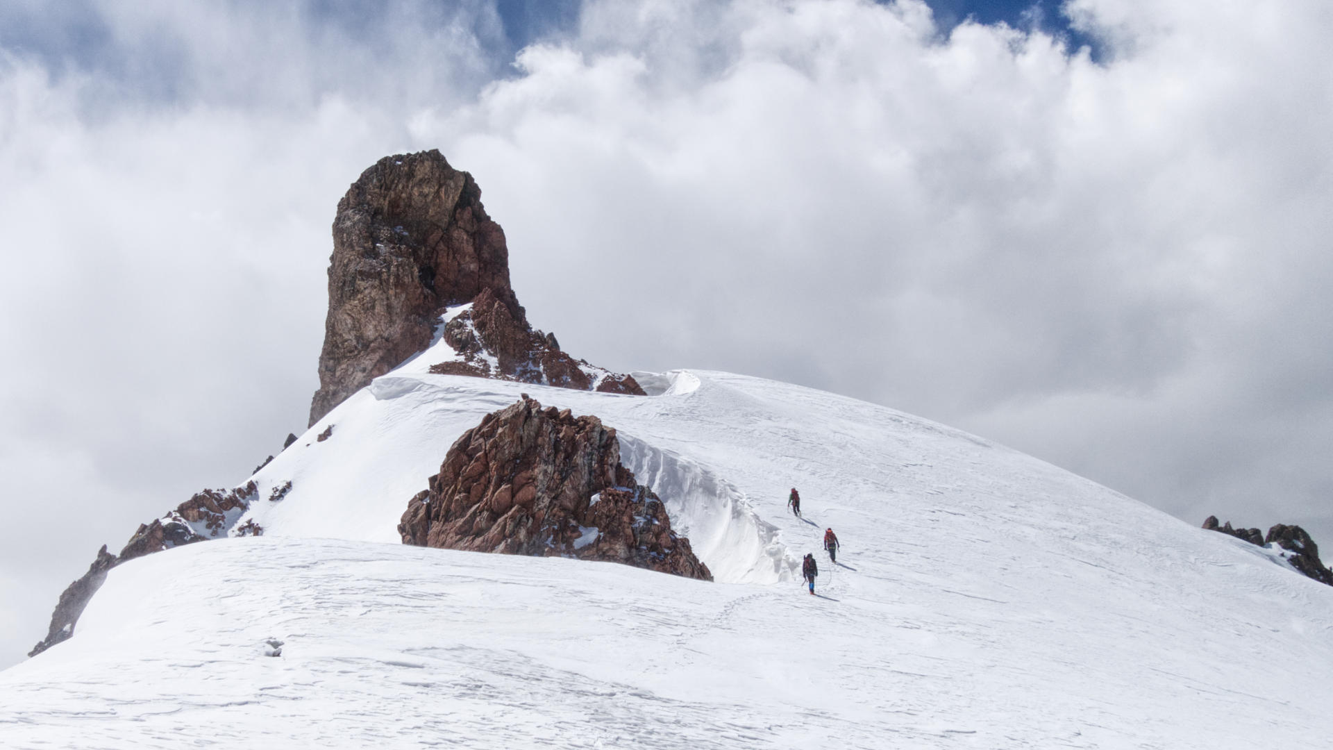 Alpine climbing in Almaty, Alatau GUide