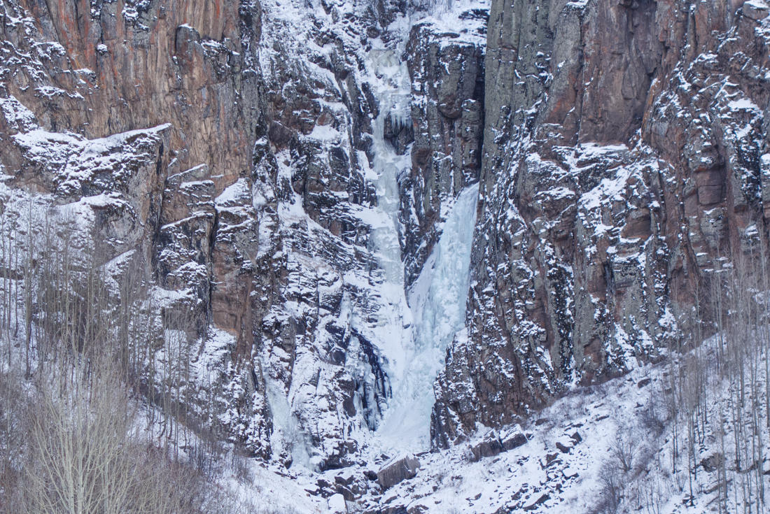 Ice Climbing routes in Uzunkavak: Küçük Fare, Sarı Gelin, and Lucifer