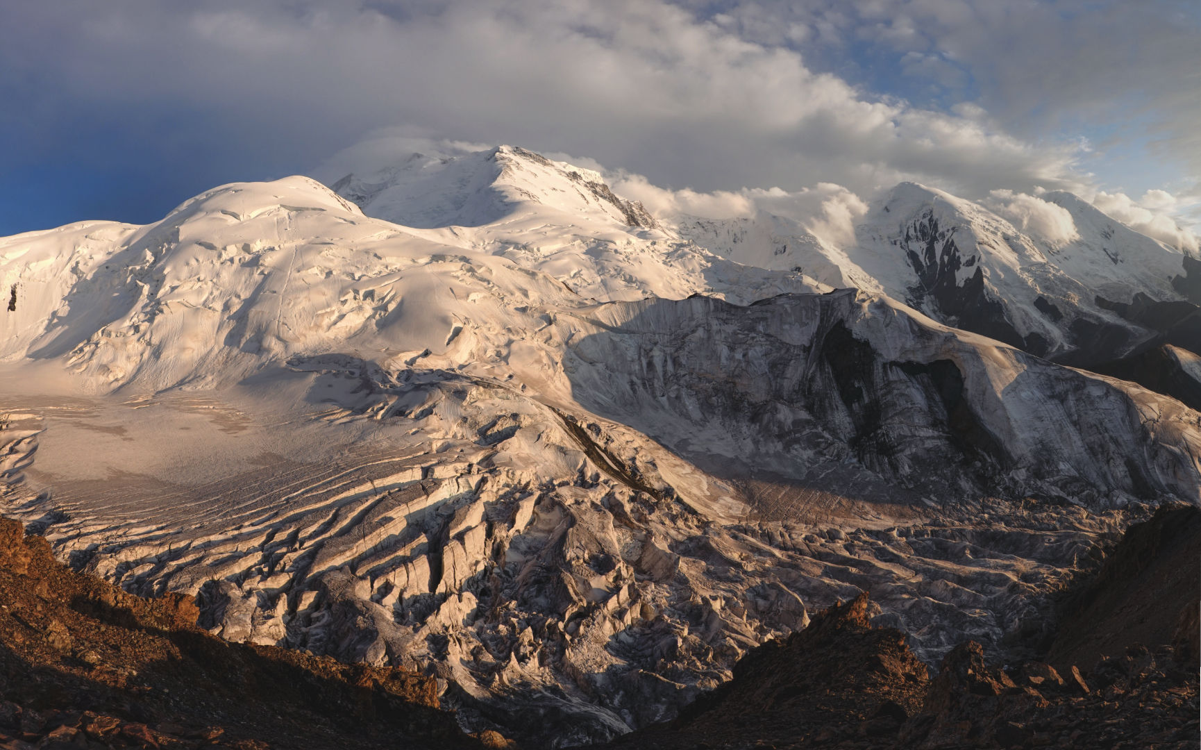 The Marble Wall, 6140m